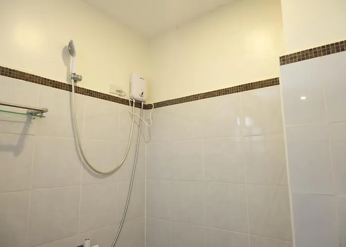 Lb Pietz House Hotel Cordova (Mactan)
